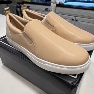 J Slides Sand Lux Lucia Women’s Sneakers Tan Leather Size 10W NEW